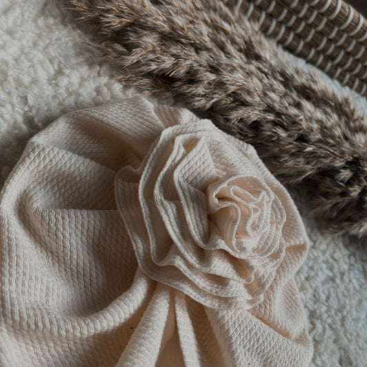 Tulbandje bloem beige