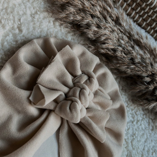 Tulbandje driedubbele strik beige