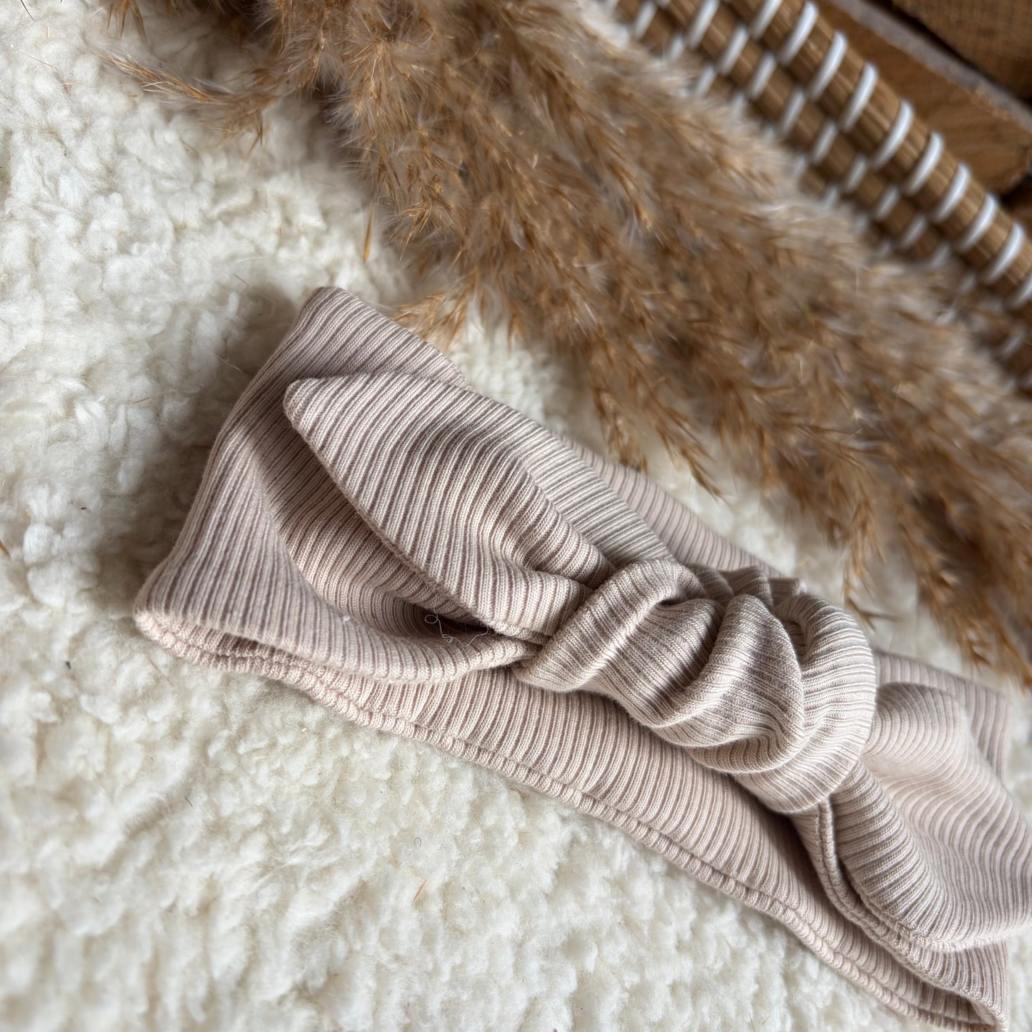 Haarband knoop beige