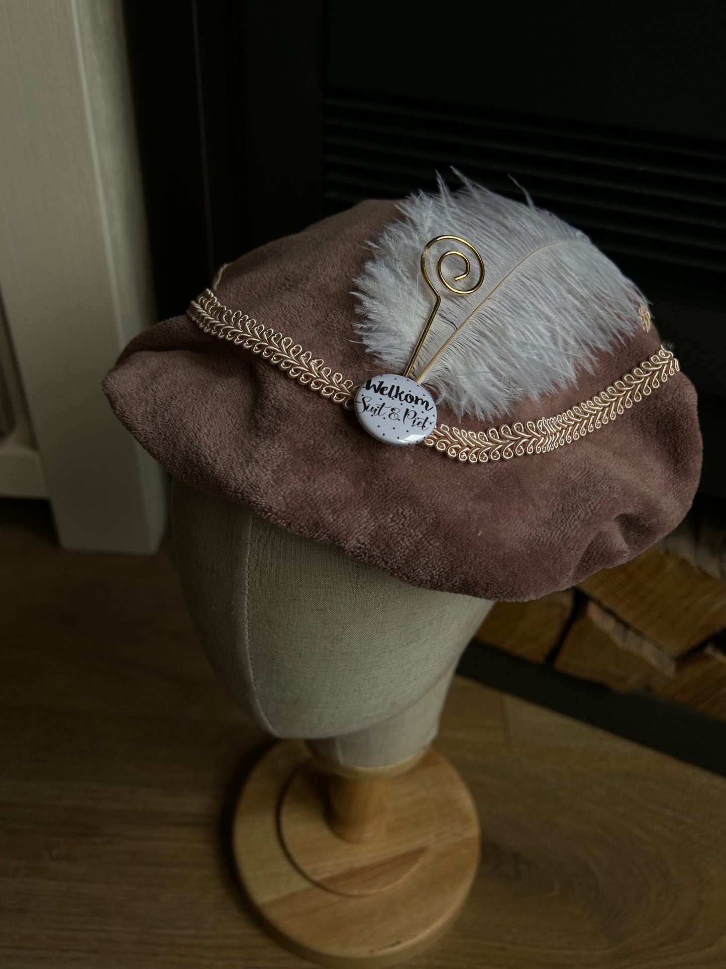 Luxe pietenmuts - Oud roze
