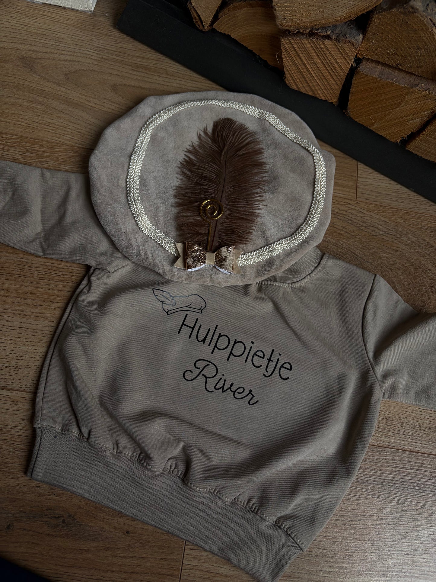 Combi pietenmuts & hulppietje sweater - Beige