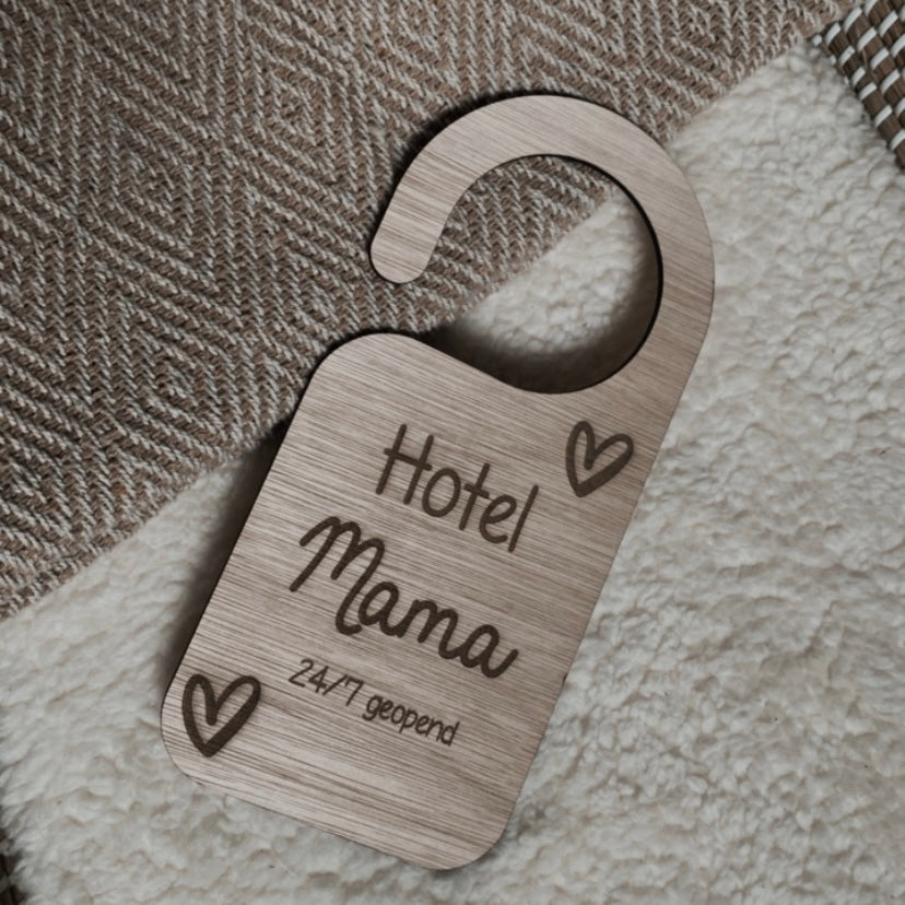 Hotel mama hanger