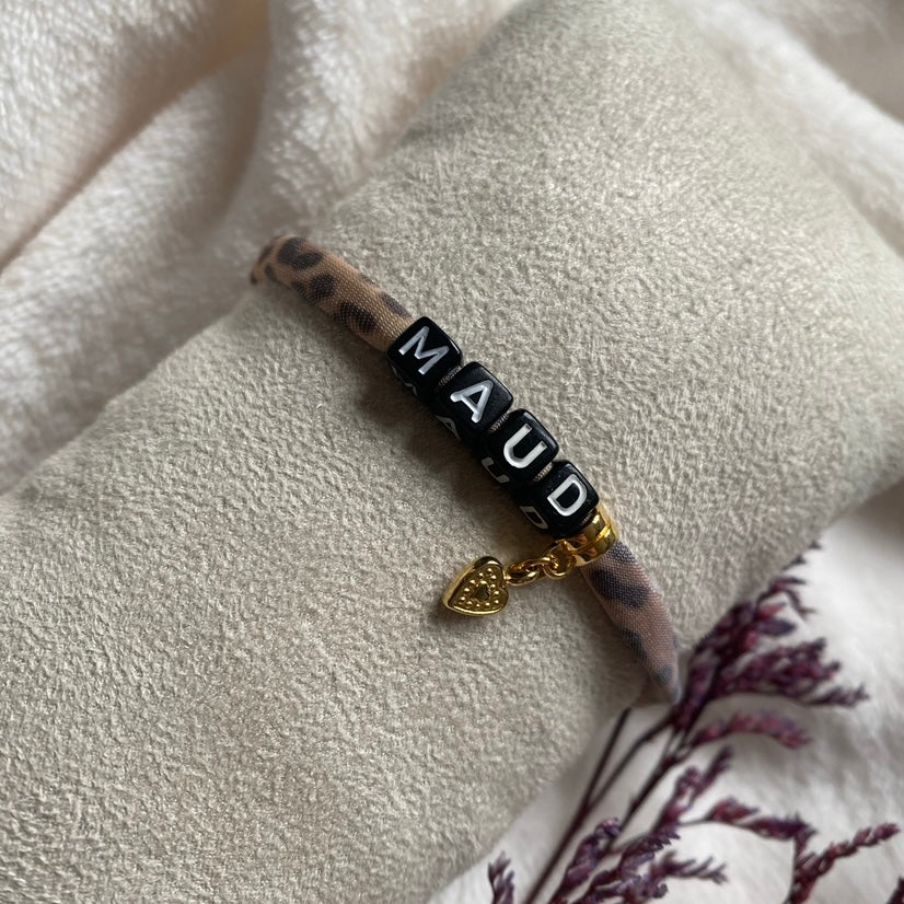 Naam armbandje dik elastiek + bedel