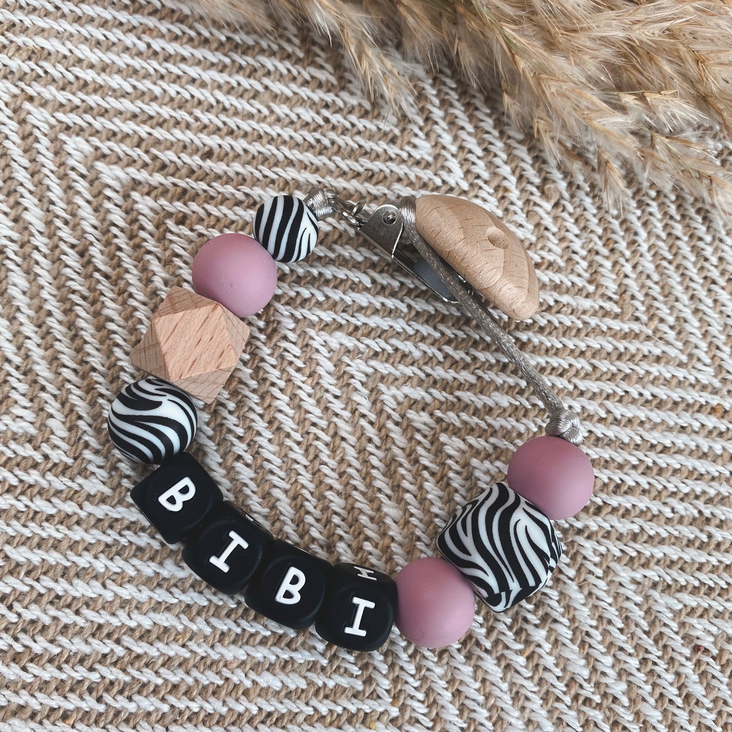 Speenkoord met naam | Zebra & heather