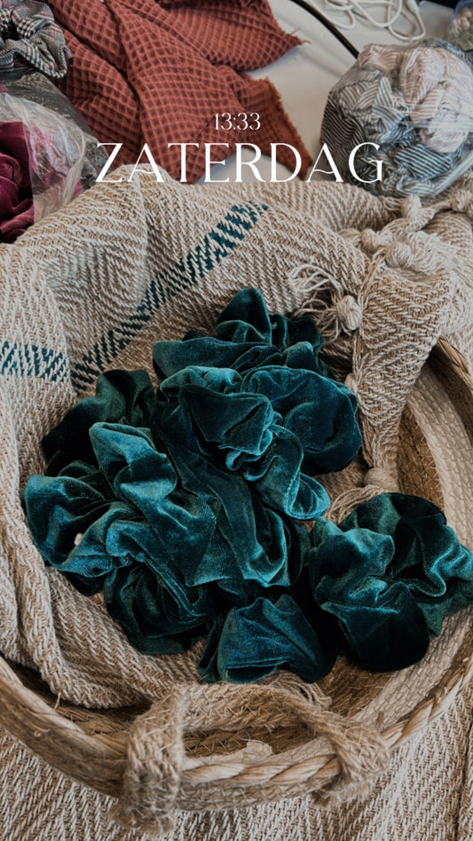 Scrunchie velvet smaragd groen