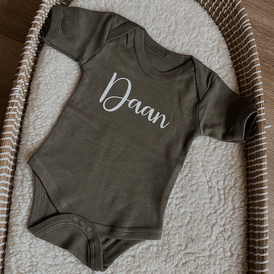 Romper met naam | Legergroen