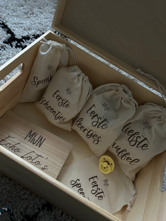 Memorybox - ontwerp hartjes  (Nu met gratis bewaarset & happy horse knuffel)