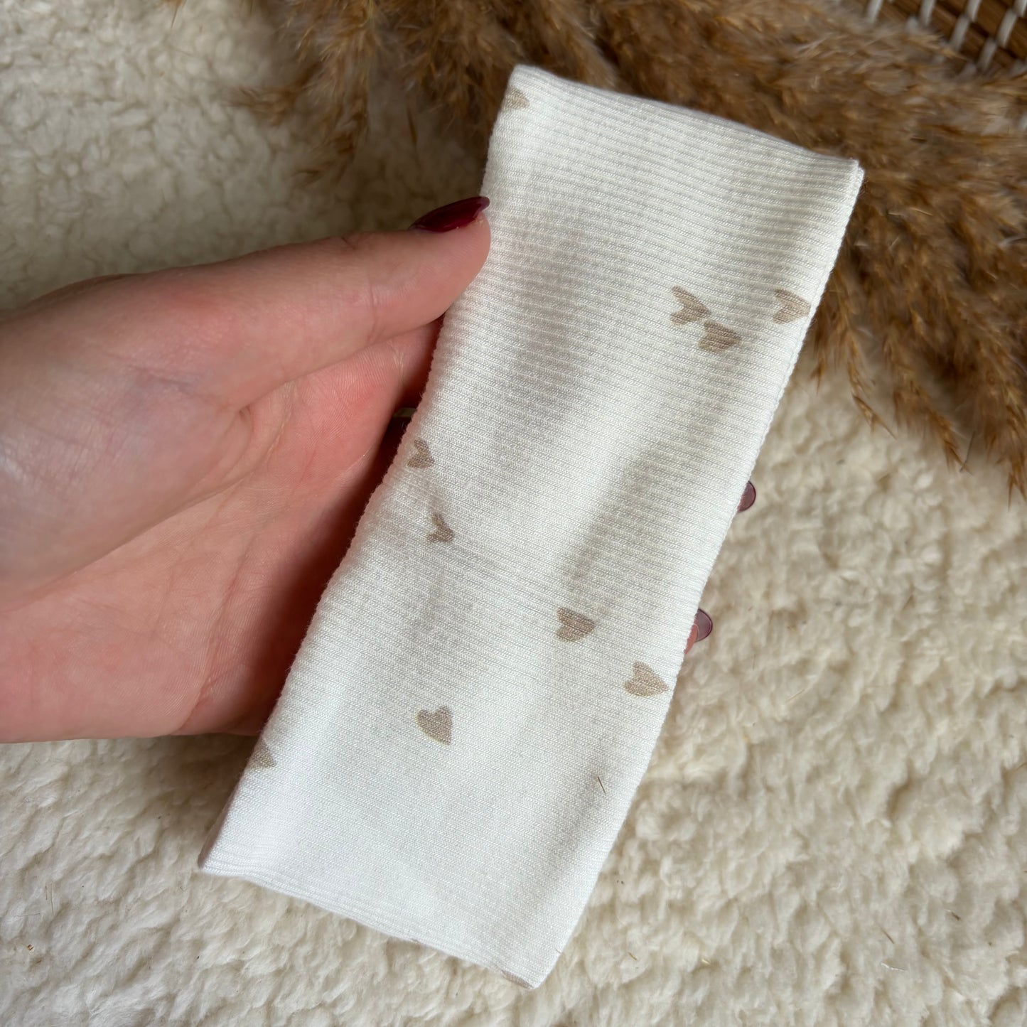 Haarband knoop hartjes wit beige