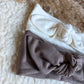 Haarband knoop combideal taupe & wit